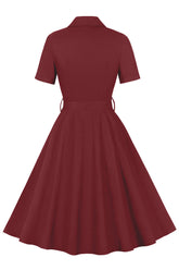 Einfaches burgunderrotes Vintage Kleid mit Reversausschnitt aus den 1950er Jahren